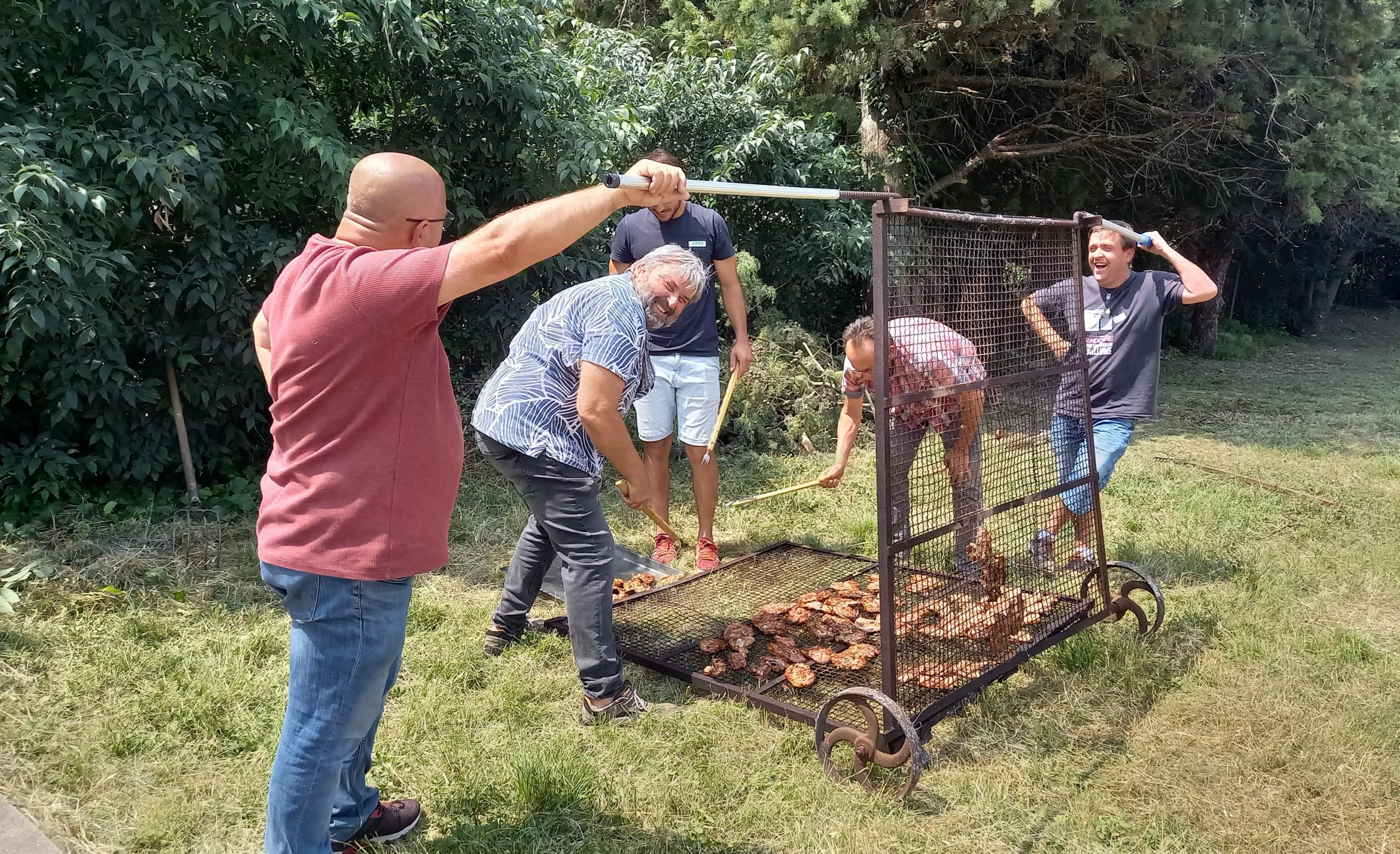 Les professionnels s'occupent de faire cuire la viande