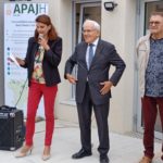 Charline Jégou, directrice du CMPP durant les discours. A ses côtés le Président de l'APAJH Aude, Jean-Claude Rouanet et André Barthès, membre du bureau de l'APAJH Aude