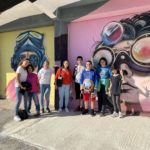 Photo de groupe devant le Musée Spiktri Street Art Universe