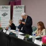 La tribune avec le Président de l'APAJH Aude, Jean-Claude Rouanet, la Présidente de la CDAPH, Françoise Navarro Estalle, Le vice-président de l'APAJH Aude, Aimé Goût et la secrétaire de l'APAJH Aude, Anne-Marie Andrieu
