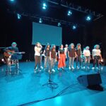 Les professionnels chantent
