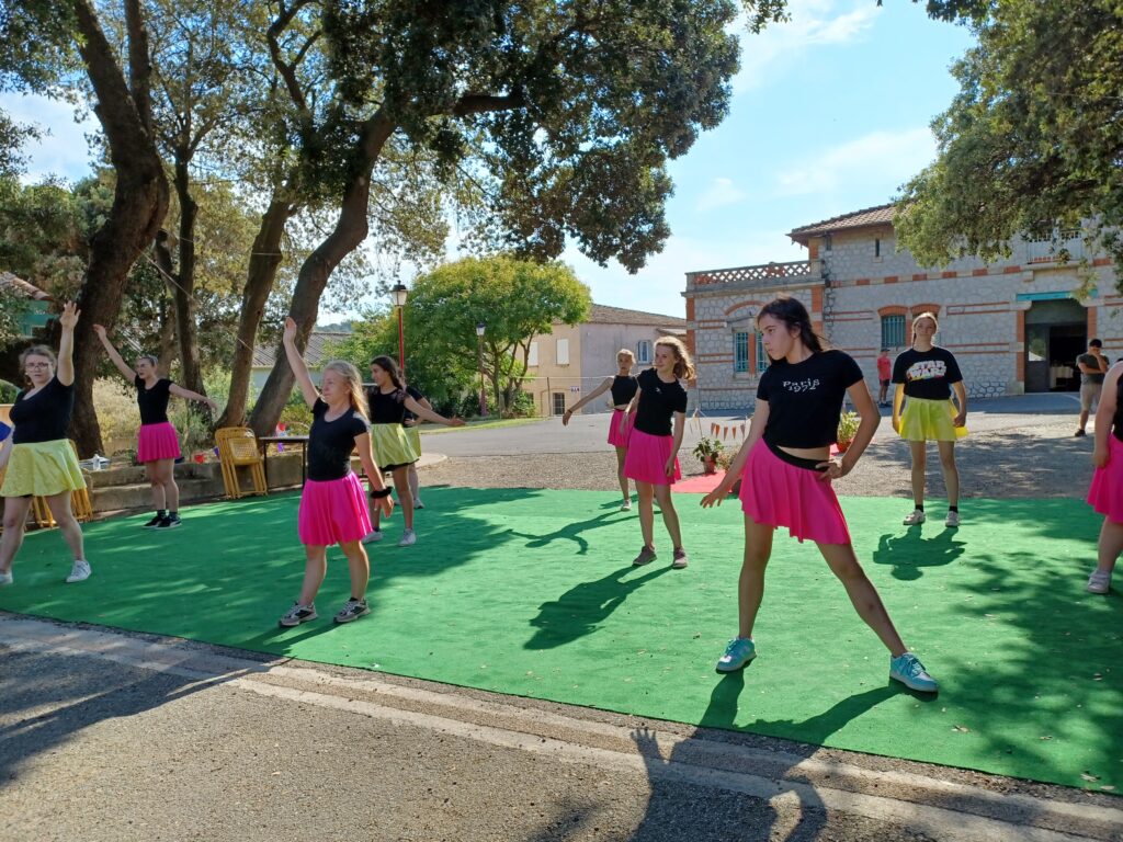 Le groupe des danseuses