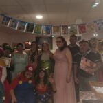 Photo de groupe avec déguisements