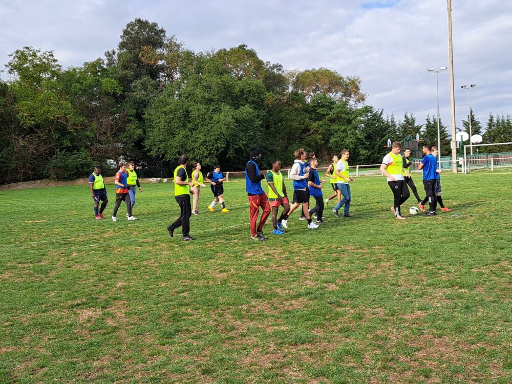 Les joueurs sur le terrain