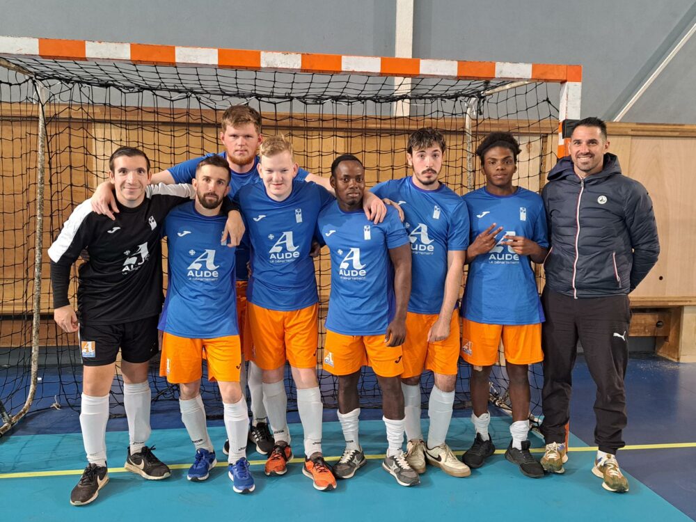 L'équipe et leur entraineur